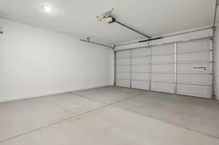 24568 W Grove St, Buckeye, AZ 85326 - Photo 8