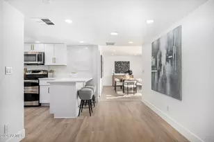 10425 W Calle De Edens, Phoenix, AZ 85037 - Photo 6