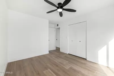 10425 W Calle De Edens --, Phoenix, AZ 85037 - Photo 24