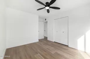 10425 W Calle De Edens, Phoenix, AZ 85037 - Photo 24