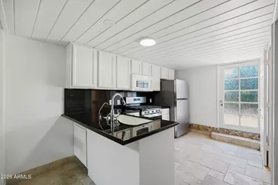 4540 N 44th Street #8, Phoenix, AZ 85018 - Photo 4