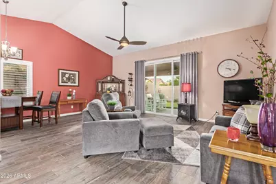 17829 N Lainie Court, Surprise, AZ 85378 - Photo 10