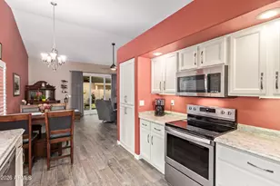 17829 N Lainie Ct, Surprise, AZ 85378 - Photo 16