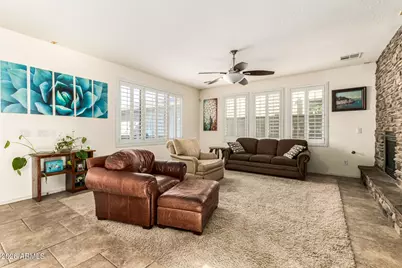 2858 E Shannon Street, Gilbert, AZ 85295 - Photo 2