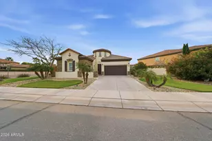 855 E Mead Dr, Chandler, AZ 85249 - Photo 2