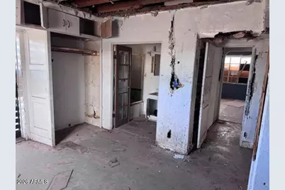 554 W Rio Salado Parkway, Mesa, AZ 85201 - Photo 8