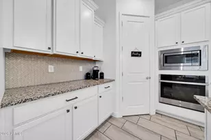 10950 N 184th Dr, Surprise, AZ 85388 - Photo 8