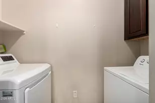 945 E Playa Del Norte Dr, Tempe, AZ 85288 - Photo 24