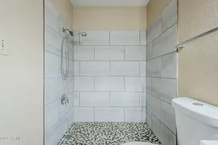 1051 S Dobson Rd, Mesa, AZ 85202 - Photo 26