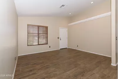 10649 W Monte Vista Road, Avondale, AZ 85392 - Photo 6