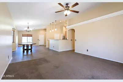 10649 W Monte Vista Road, Avondale, AZ 85392 - Photo 12