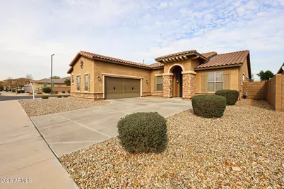 15988 W Cocopah Street, Goodyear, AZ 85338 - Photo 1