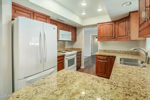 1010 E Loyola Dr, Tempe, AZ 85282 - Photo 14