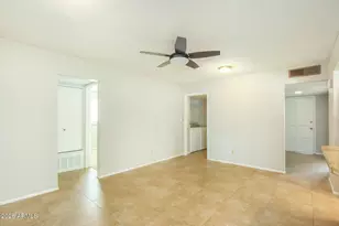 1010 E Loyola Dr, Tempe, AZ 85282 - Photo 12