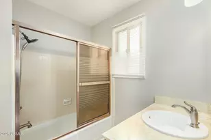 1010 E Loyola Dr, Tempe, AZ 85282 - Photo 22