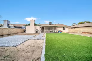 3041 W Acoma Dr, Phoenix, AZ 85053 - Photo 10