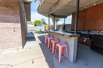 730 E Solana Drive, Tempe, AZ 85281 - Photo 22