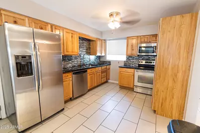 730 E Solana Drive, Tempe, AZ 85281 - Photo 8