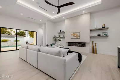 5320 N 82nd Street, Scottsdale, AZ 85250 - Photo 14