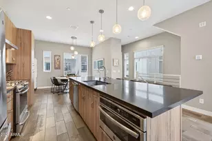 1717 E Morten Ave, Phoenix, AZ 85020 - Photo 10