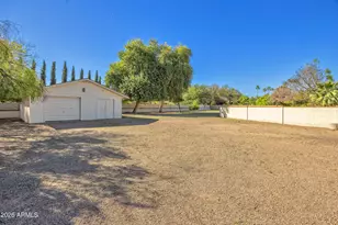 7441 E Century Dr, Scottsdale, AZ 85250 - Photo 36