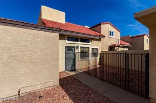 406 E Pecan Rd, Phoenix, AZ 85040 - Photo 6