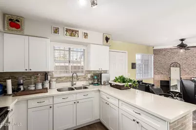 406 E Pecan Road, Phoenix, AZ 85040 - Photo 18