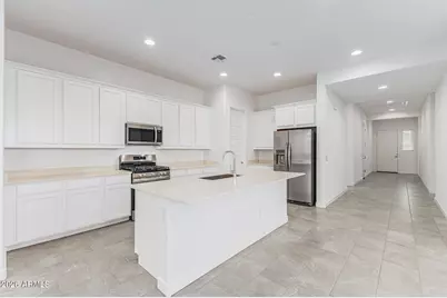 9646 W Flower Street, Phoenix, AZ 85037 - Photo 8