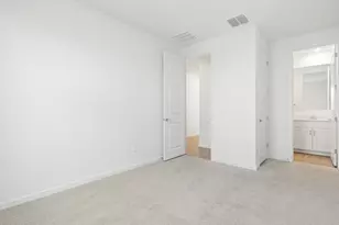 4144 W Erik Ln, San Tan Valley, AZ 85144 - Photo 4