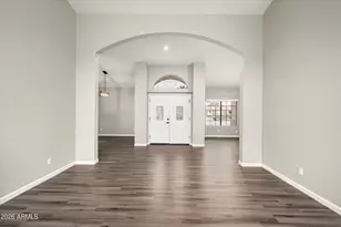 5636 E Paradise Ln, Scottsdale, AZ 85254 - Photo 8