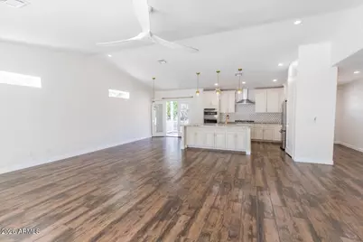 341 E 14th Street, Tempe, AZ 85282 - Photo 10