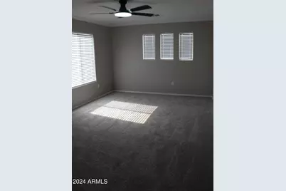 6815 S 41st Lane, Phoenix, AZ 85041 - Photo 14