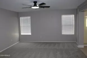 6815 S 41st Ln, Phoenix, AZ 85041 - Photo 16