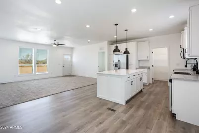 51937 W Wildwood Road, Maricopa, AZ 85139 - Photo 16