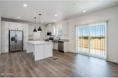 51937 W Wildwood Road, Maricopa, AZ 85139 - Photo 10