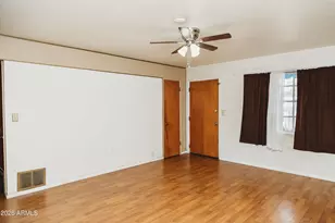 1323 N Center Ave, Casa Grande, AZ 85122 - Photo 6