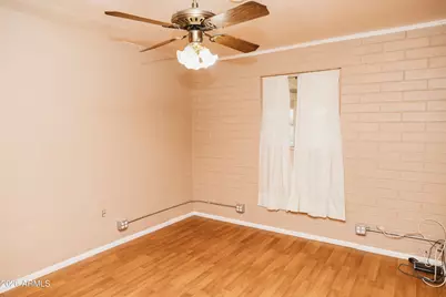 1323 N Center Avenue, Casa Grande, AZ 85122 - Photo 18