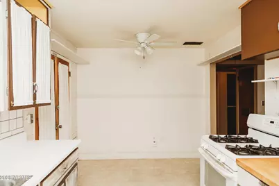 1323 N Center Avenue, Casa Grande, AZ 85122 - Photo 14