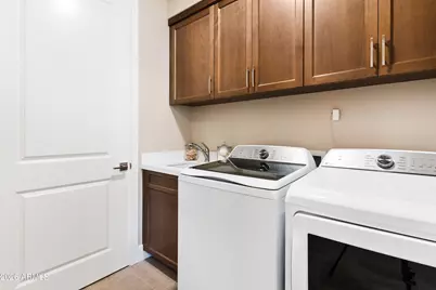 5250 E Deer Valley Drive #135, Phoenix, AZ 85054 - Photo 28