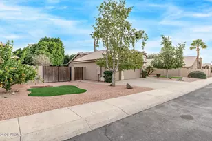 15025 S 40th St, Phoenix, AZ 85044 - Photo 4