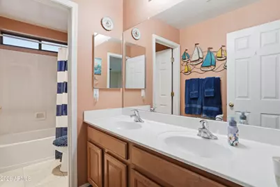 18499 E Druids Glen Road, Queen Creek, AZ 85142 - Photo 32