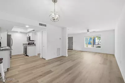 4721 N 26th Drive, Phoenix, AZ 85017 - Photo 2