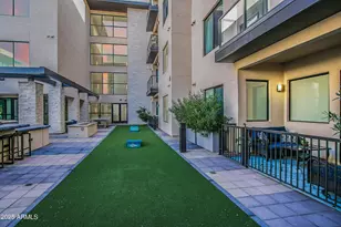 7300 E Earll Dr, Scottsdale, AZ 85251 - Photo 16