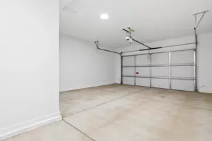15800 W El Cortez Pl, Surprise, AZ 85387 - Photo 10