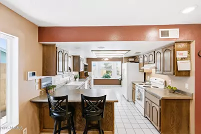 2908 E Concho Avenue, Mesa, AZ 85204 - Photo 12