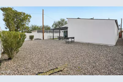 1434 E Weldon Avenue, Phoenix, AZ 85014 - Photo 44