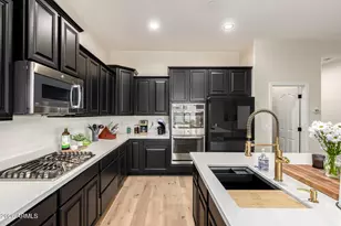 31667 N 131st Ave, Peoria, AZ 85383 - Photo 16