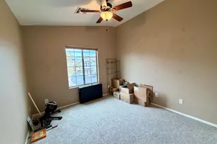 2725 E Mine Creek Rd, Phoenix, AZ 85024 - Photo 10