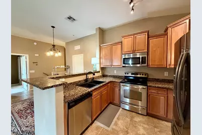 2725 E Mine Creek Road #2058, Phoenix, AZ 85024 - Photo 4