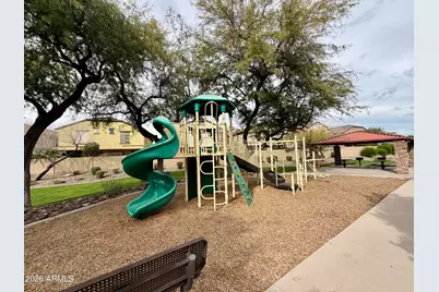 2725 E Mine Creek Road #2058, Phoenix, AZ 85024 - Photo 16